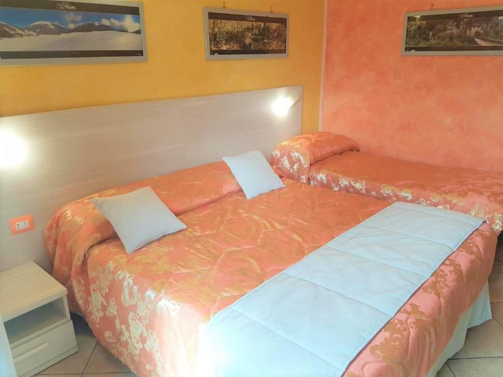 Il Laghetto Bed and Breakfast Καστροβιλάρι Εξωτερικό φωτογραφία