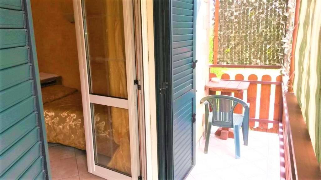 Il Laghetto Bed and Breakfast Καστροβιλάρι Εξωτερικό φωτογραφία