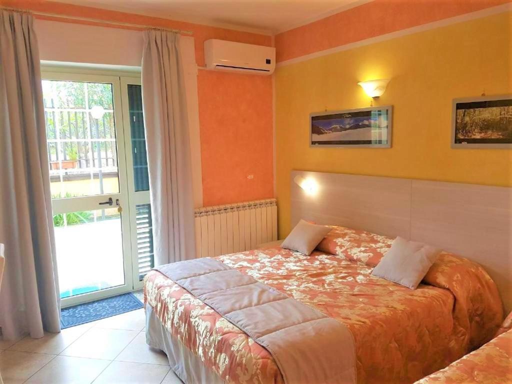 Il Laghetto Bed and Breakfast Καστροβιλάρι Εξωτερικό φωτογραφία
