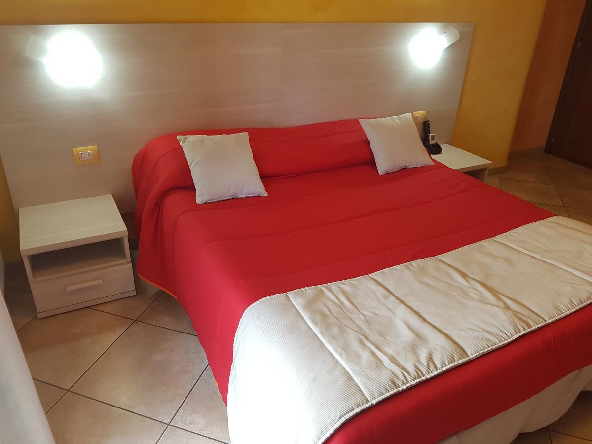 Il Laghetto Bed and Breakfast Καστροβιλάρι Εξωτερικό φωτογραφία
